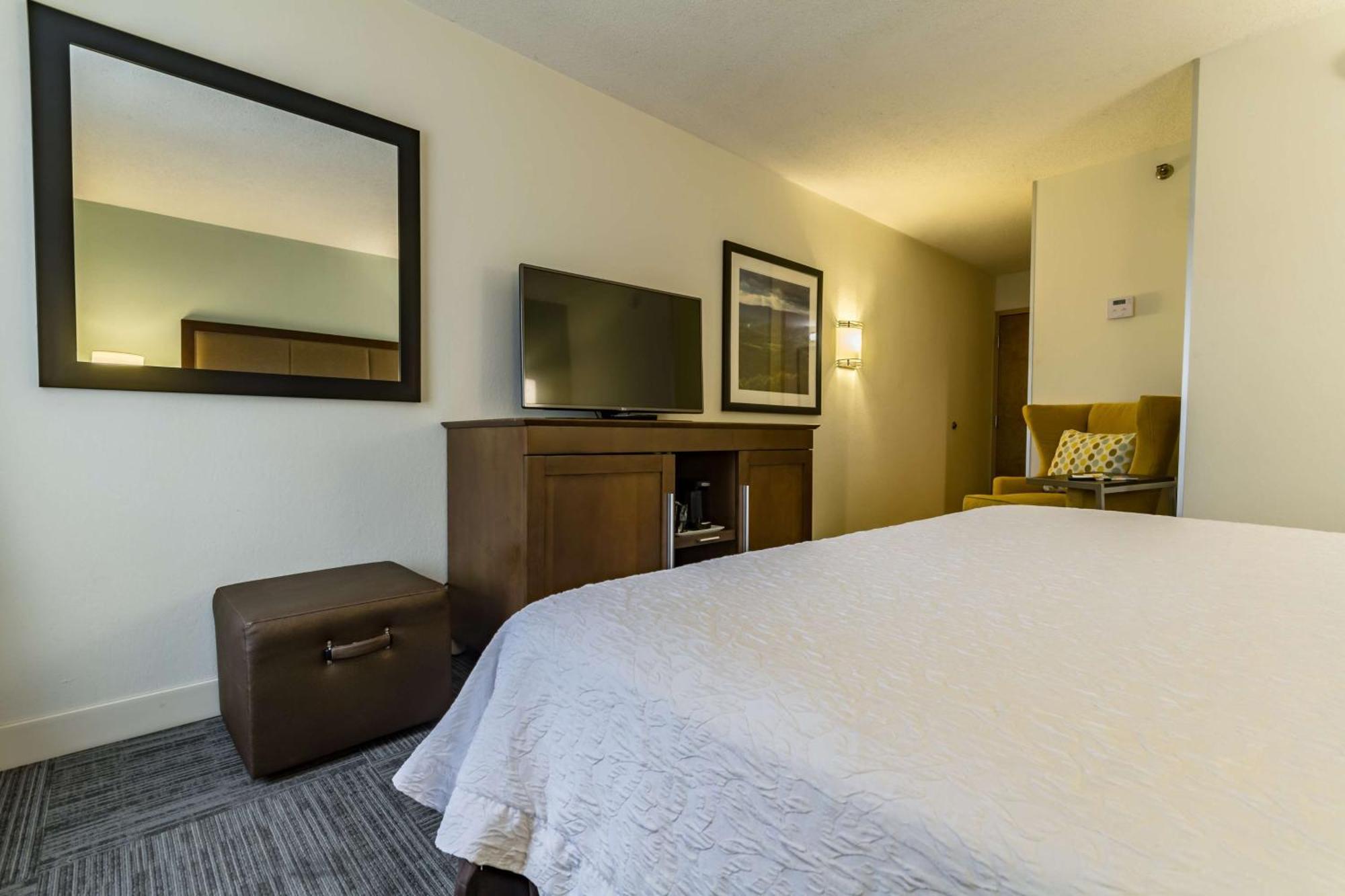 Hampton Inn Winchester-University/ Mall Zewnętrze zdjęcie