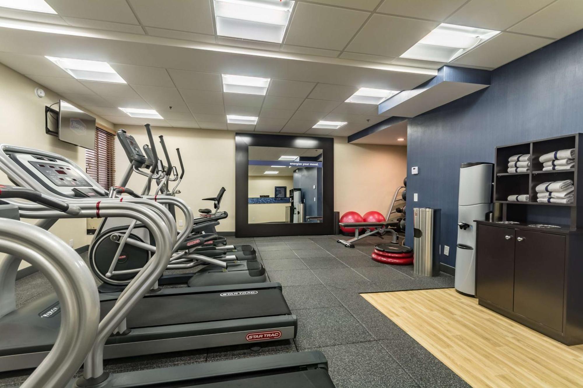 Hampton Inn Winchester-University/ Mall Zewnętrze zdjęcie