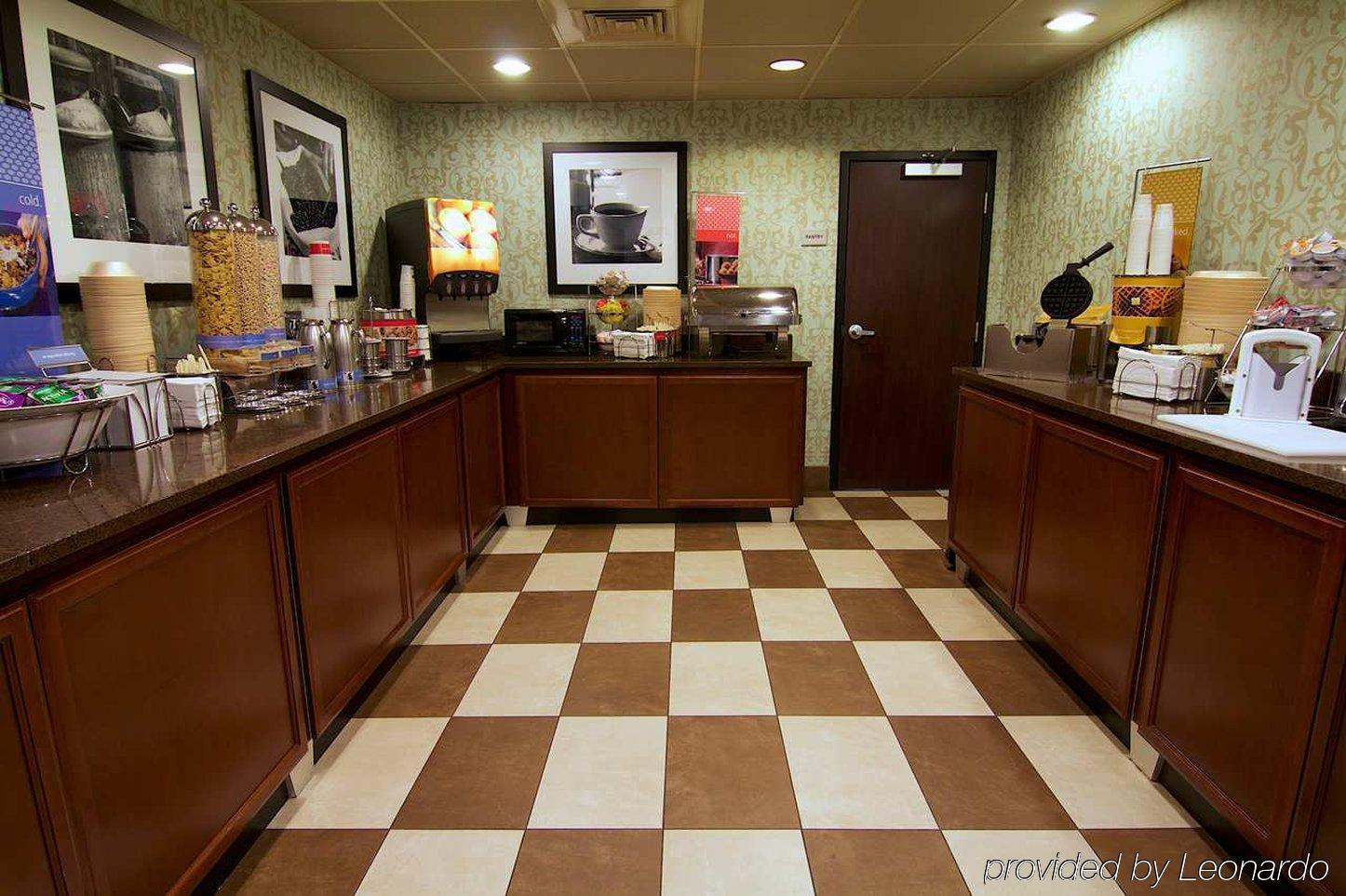 Hampton Inn Winchester-University/ Mall Zewnętrze zdjęcie