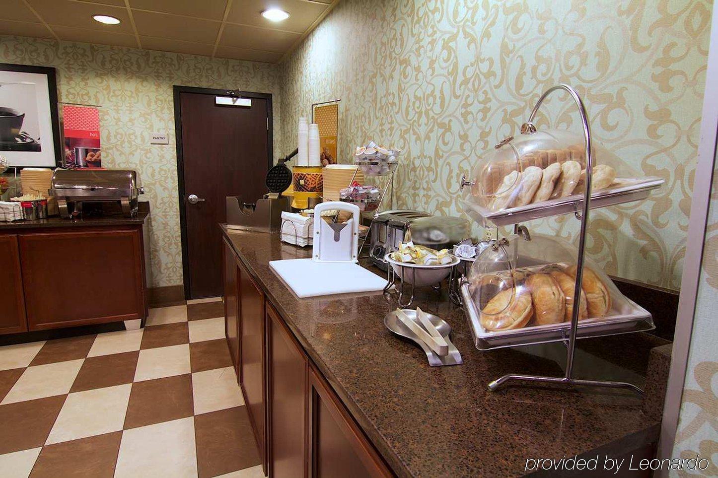 Hampton Inn Winchester-University/ Mall Zewnętrze zdjęcie