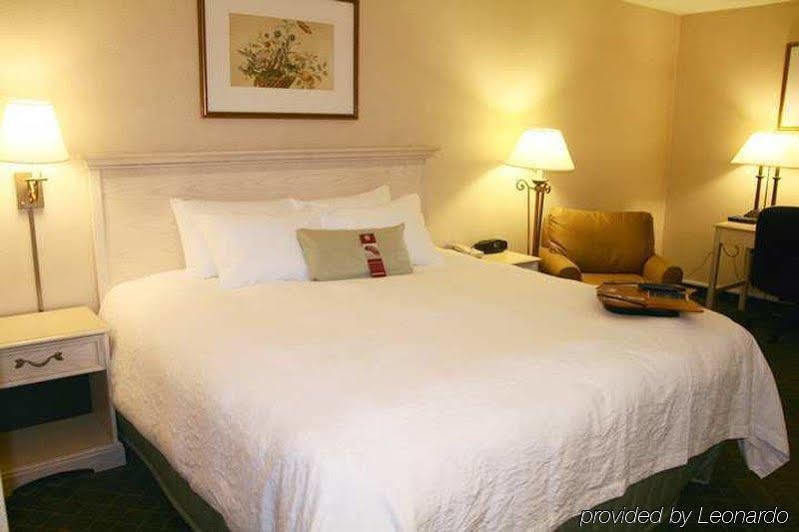 Hampton Inn Winchester-University/ Mall Zewnętrze zdjęcie